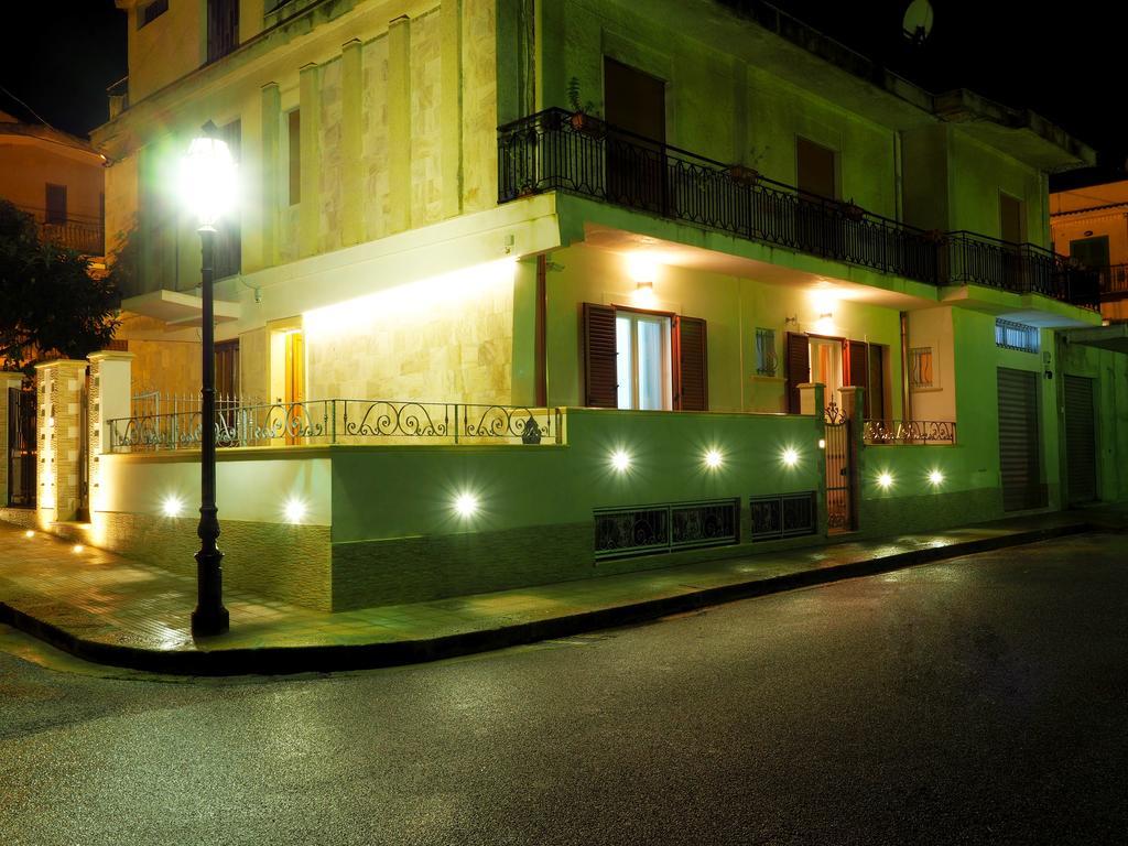 Pepe'Accommodation Parghelia Esterno foto